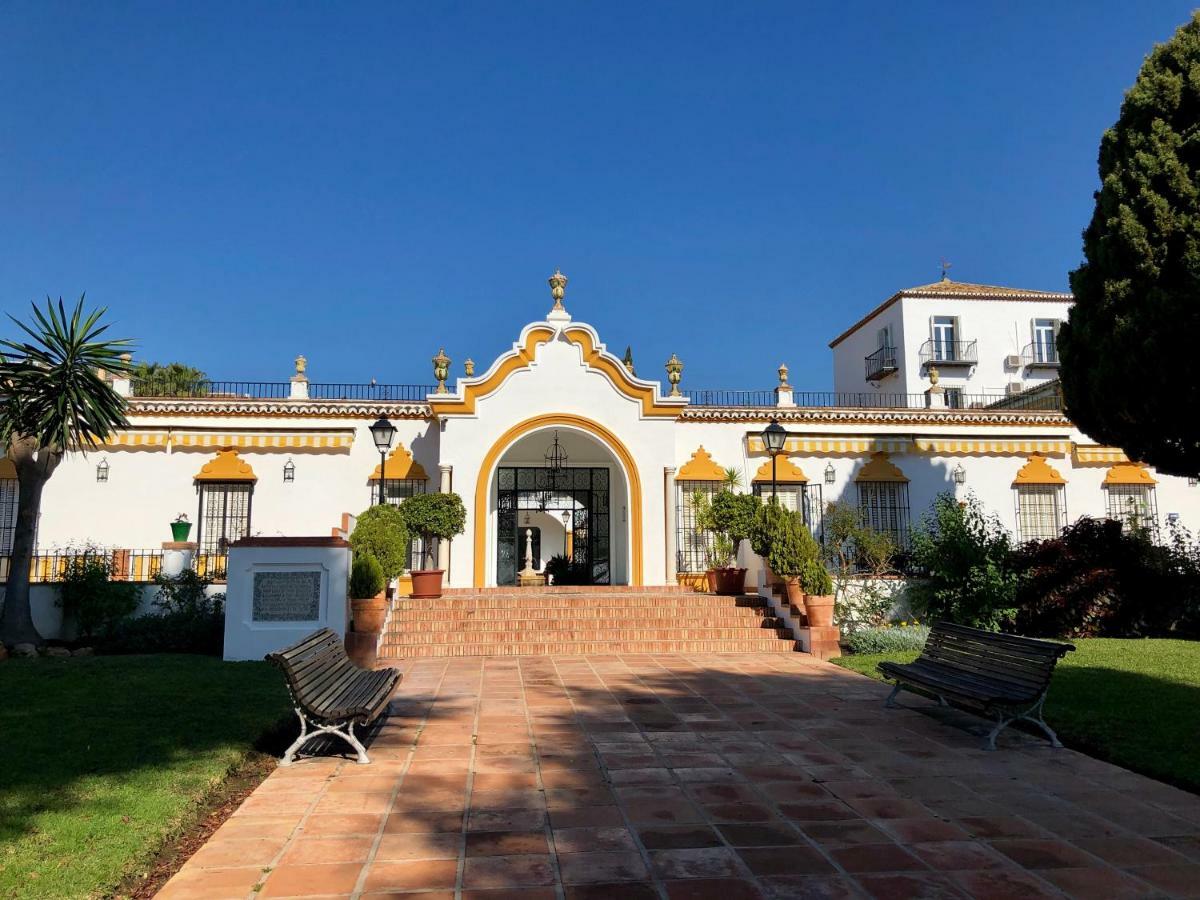 Апартаменты Luxury Dona Carlota Торремолинос Экстерьер фото